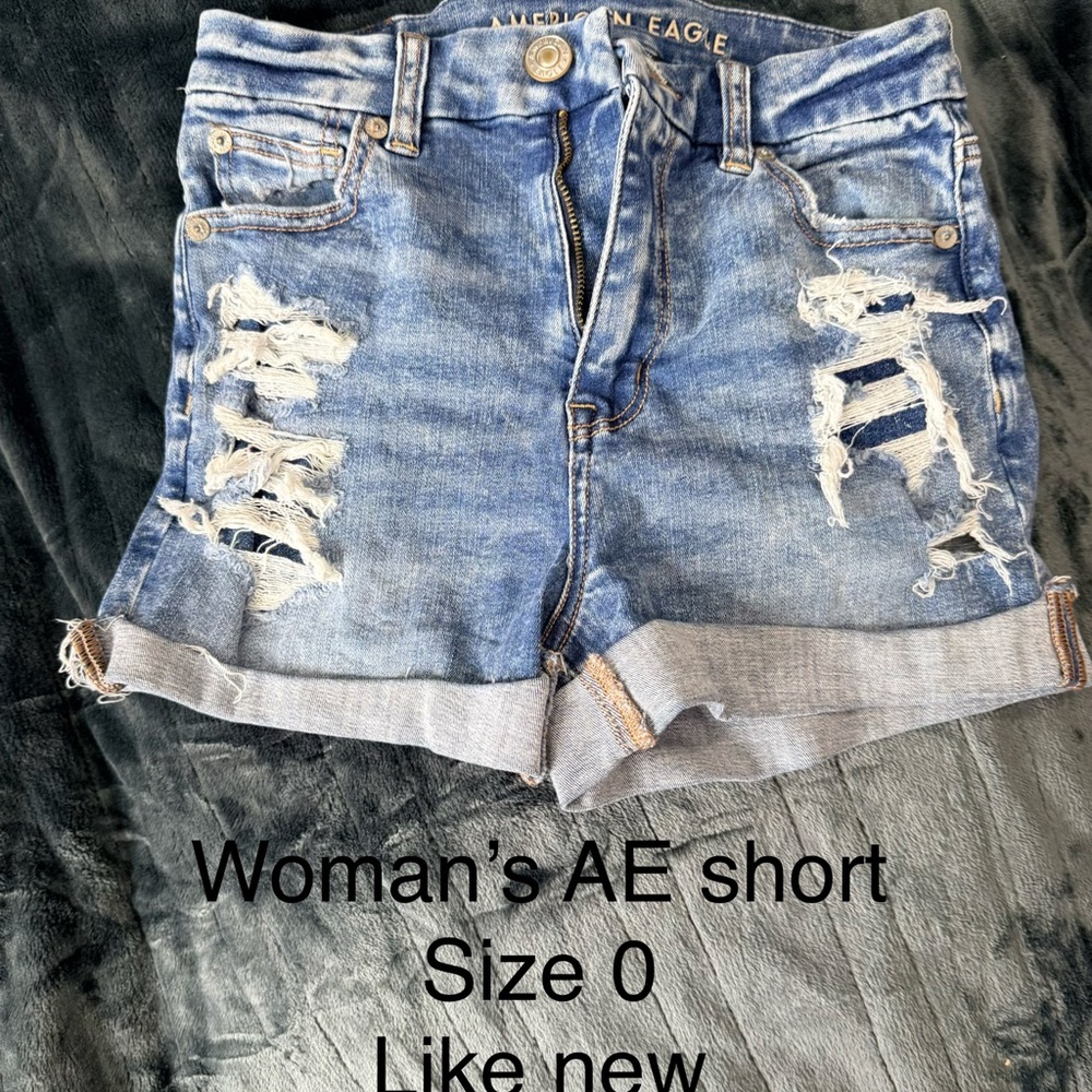 American Eagle Outfitters Women's Light Blue Ripped Jean Shorts